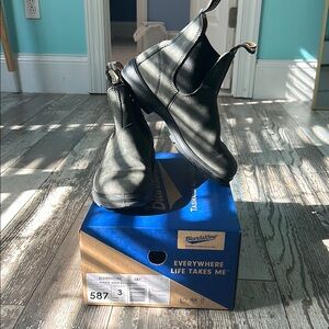 Blundstone Black Leather Boots